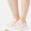 ECCO Street Tray- Sneakers Laag - Limestone