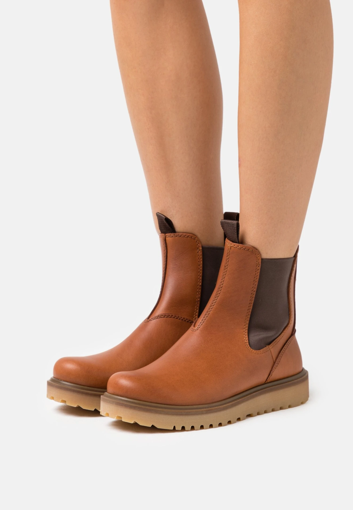 ECCO Staker Chelsea Boot - Korte Laarzen - Cognac 3 ECCO Staker Chelsea Boot - Korte Laarzen - Cognac