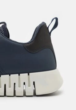ECCO Gruuv- Sneakers Laag - Marine 13 ECCO Gruuv- Sneakers Laag - Marine -ECCO Verkoopwinkel 27dc4969cf9e4ca5a6a0e38072e1d00d