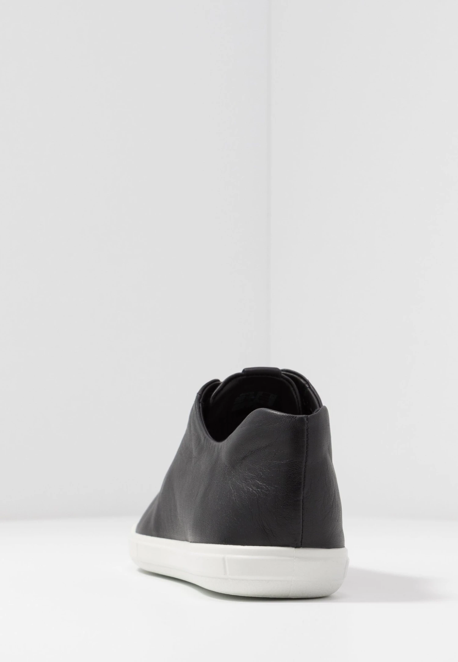 ECCO Simpil - Sneakers Laag - Black 8 ECCO Simpil - Sneakers Laag - Black - Afbeelding 6