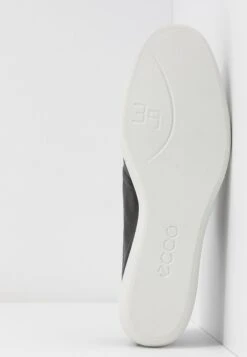 ECCO Simpil - Sneakers Laag - Black 15 ECCO Simpil - Sneakers Laag - Black -ECCO Verkoopwinkel 72f47dd08d5f49219a88a2a6f50e95ab