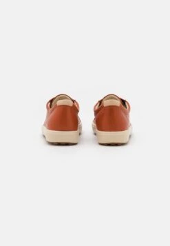 ECCO Sneakers Laag - Cognac -ECCO Verkoopwinkel b4679aaa1328404a81fbfae8e2c326d0
