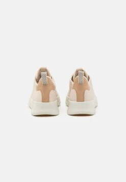 ECCO Gruuv- Sneakers Laag - Beige 11 ECCO Gruuv- Sneakers Laag - Beige -ECCO Verkoopwinkel d001815a45884a21af0b0bee7e2f5cae
