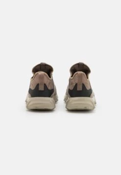 ECCO Sneakers Laag - Moon Rock/Taupe 10 ECCO Sneakers Laag - Moon Rock/Taupe -ECCO Verkoopwinkel fcea21dc30db436d9a2d6ef1a26650d9