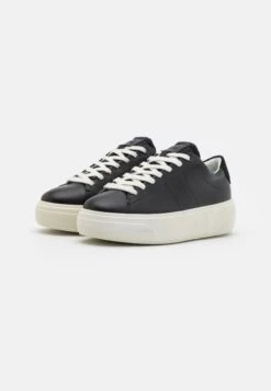 ECCO Street Platform- Sneakers Laag - Black 10 ECCO Street Platform- Sneakers Laag - Black -ECCO Verkoopwinkel fff9e99ec681470b85db7711a2e1e62f